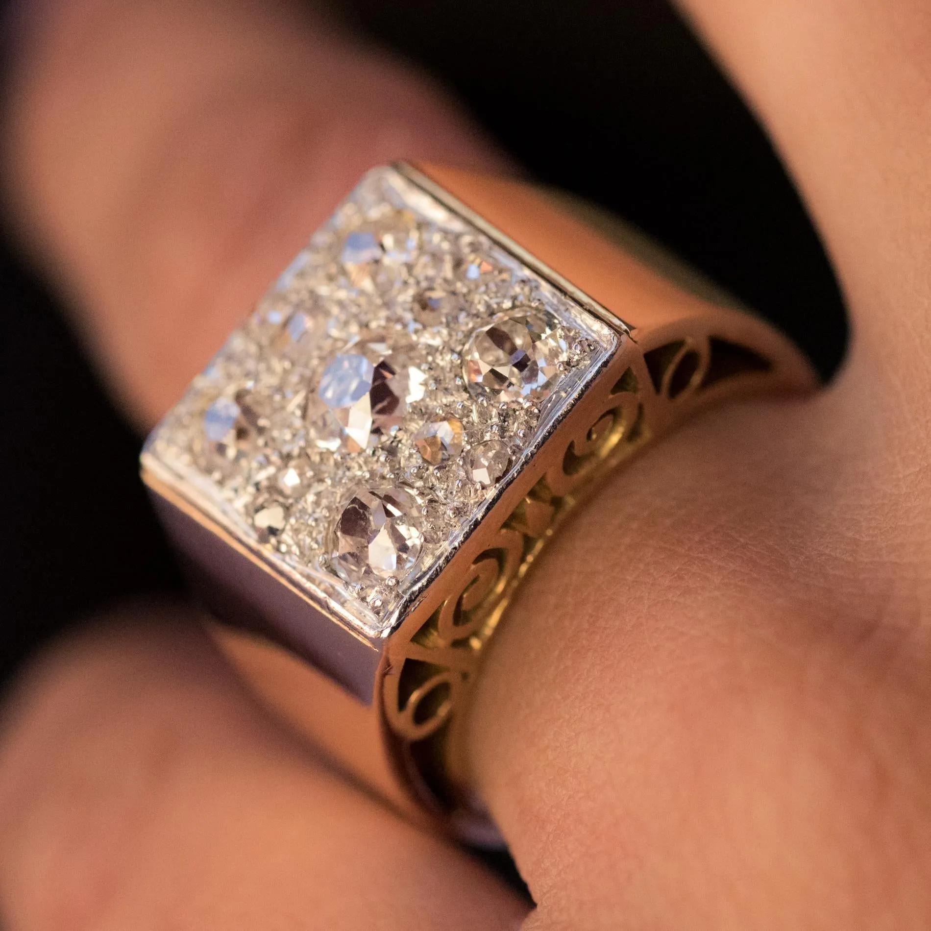 1930s Art Deco Diamond Paving 18 Karat Rose Gold Ring