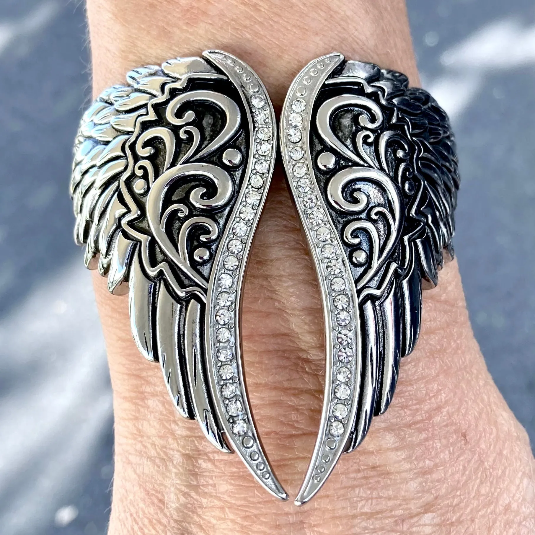 Angel Heart Wing Bracelet - Silver - Double Wing Cuff - Crystal Stone - AW02
