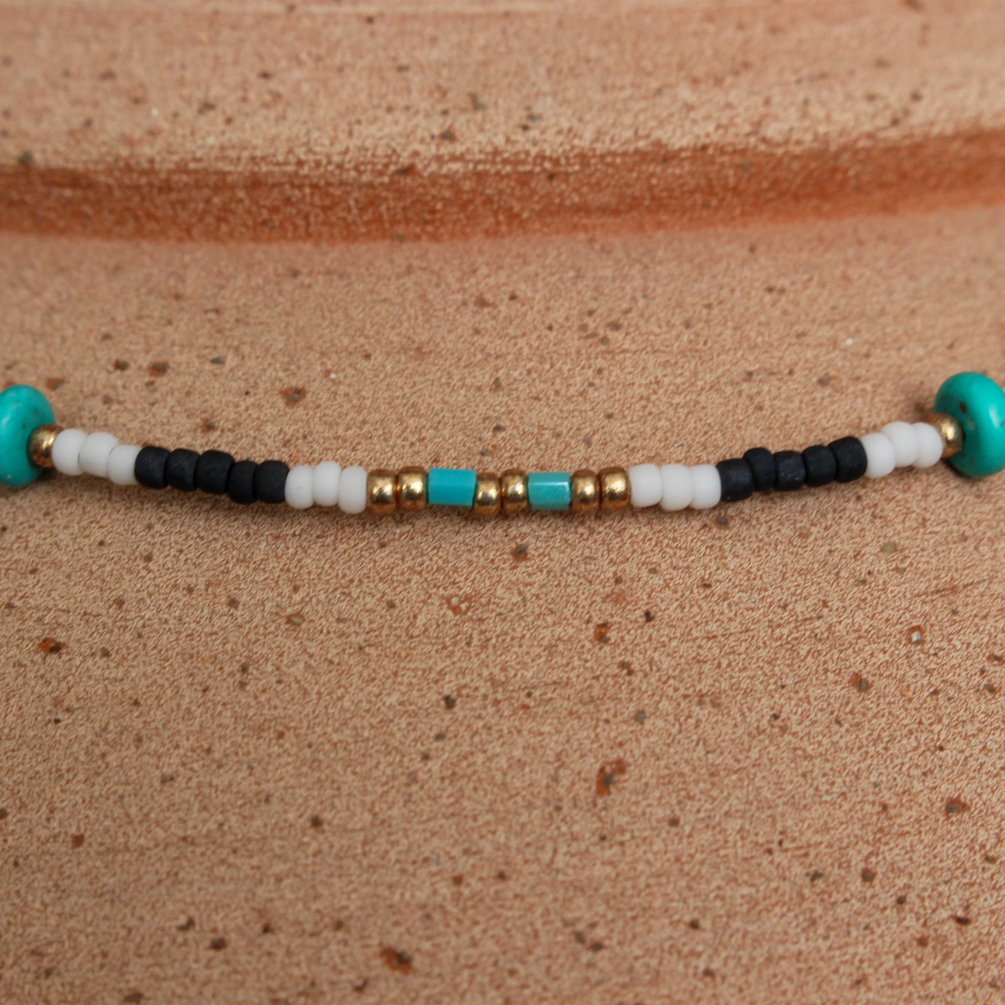 Black and Gold Arches Beaded Necklace