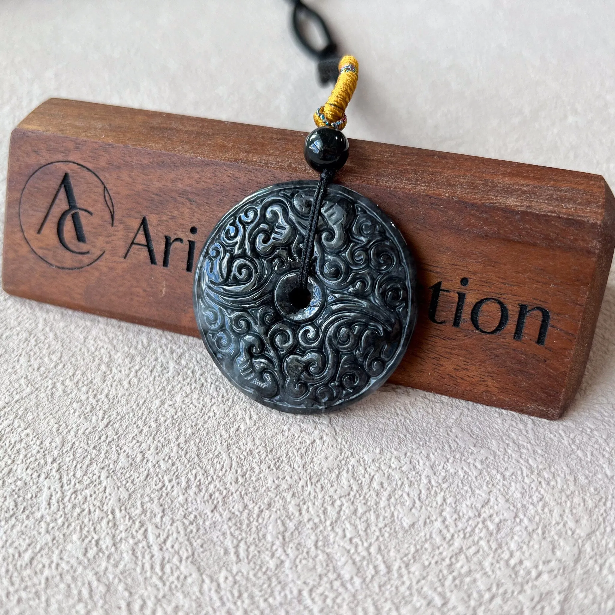 Black Antique Carving Jadeite Jade Circle Donut Carved Necklace, WMC-0323-0001176