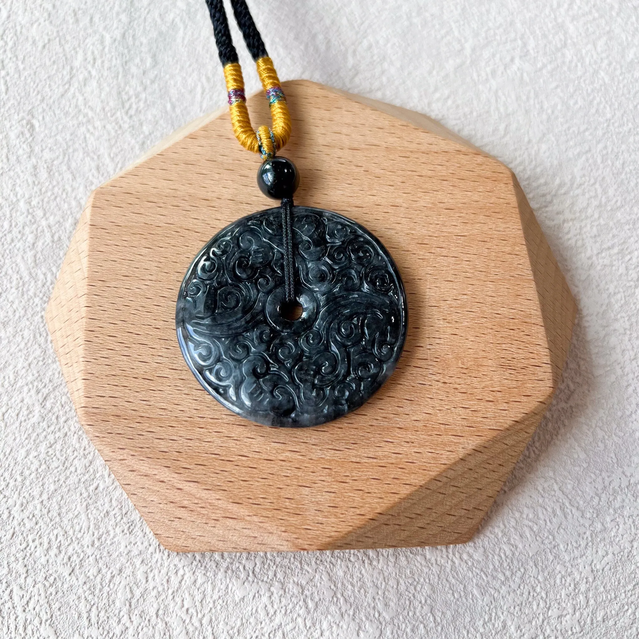Black Antique Carving Jadeite Jade Circle Donut Carved Necklace, WMC-0323-0001176