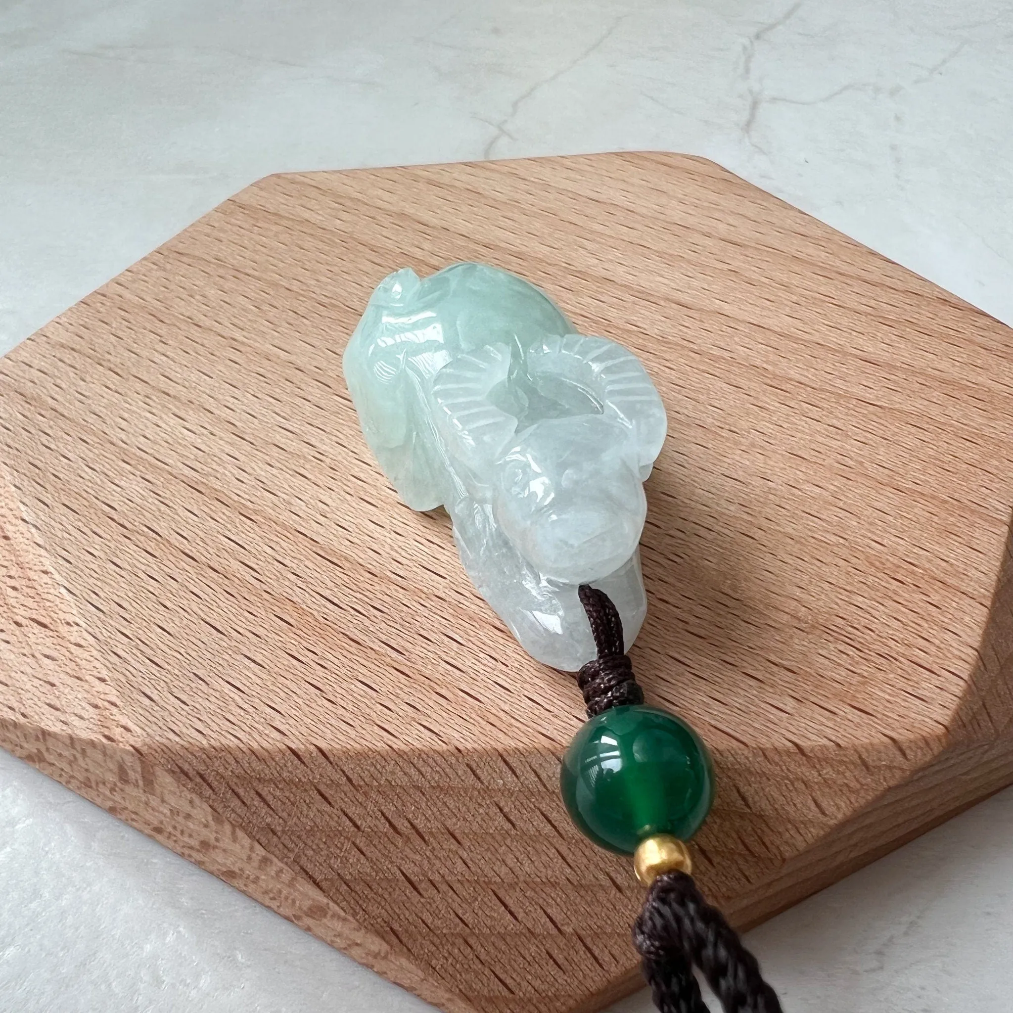 Jadeite Jade Ox Bull Cow, Light Green Jade, Chinese Zodiac Carved Necklace, YJ-0321-0468538-3