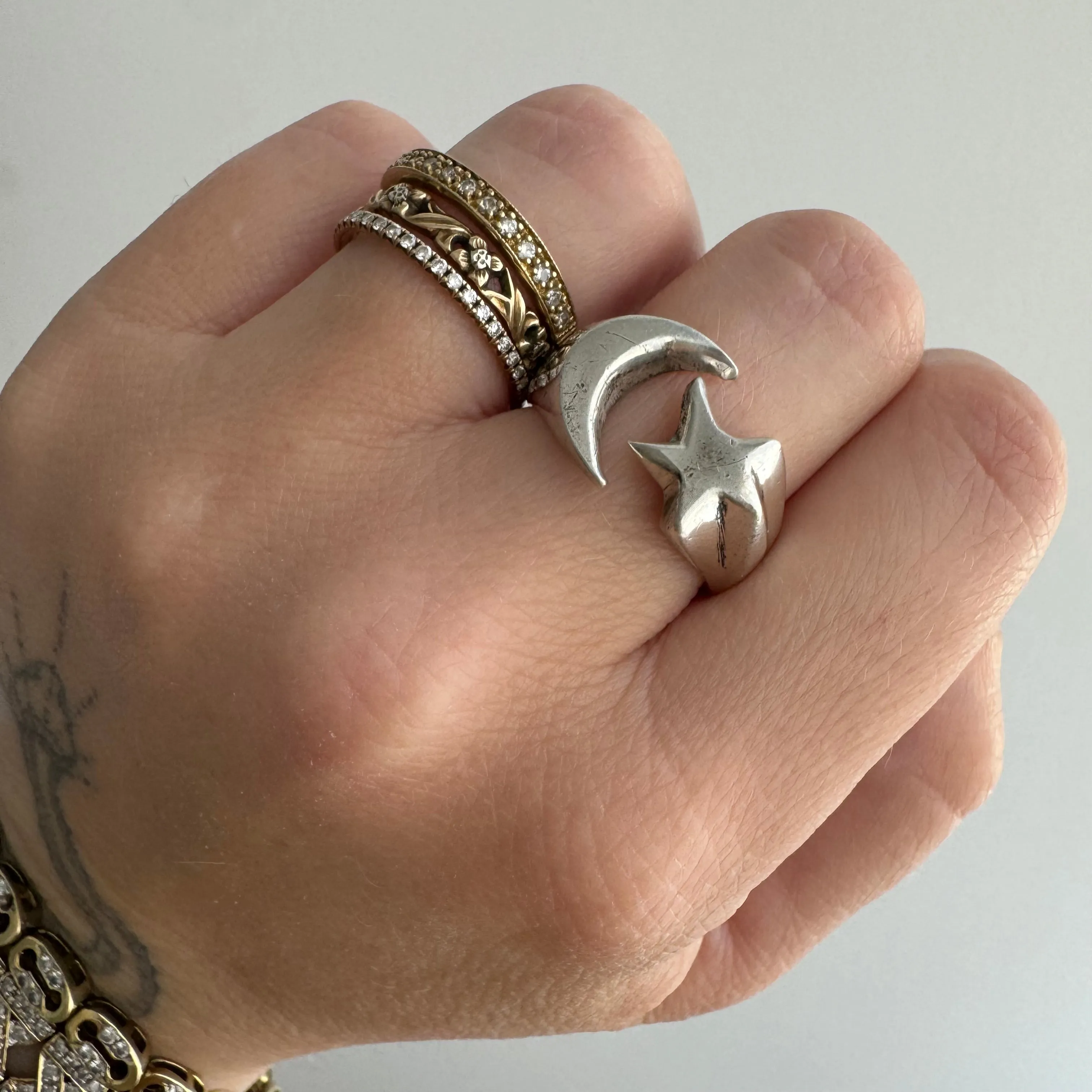 V I N T A G E // star and crescent / sterling silver star and crescent moon signet ring / size 7