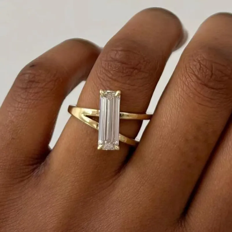 Women's Fashion Long Zircon Ring